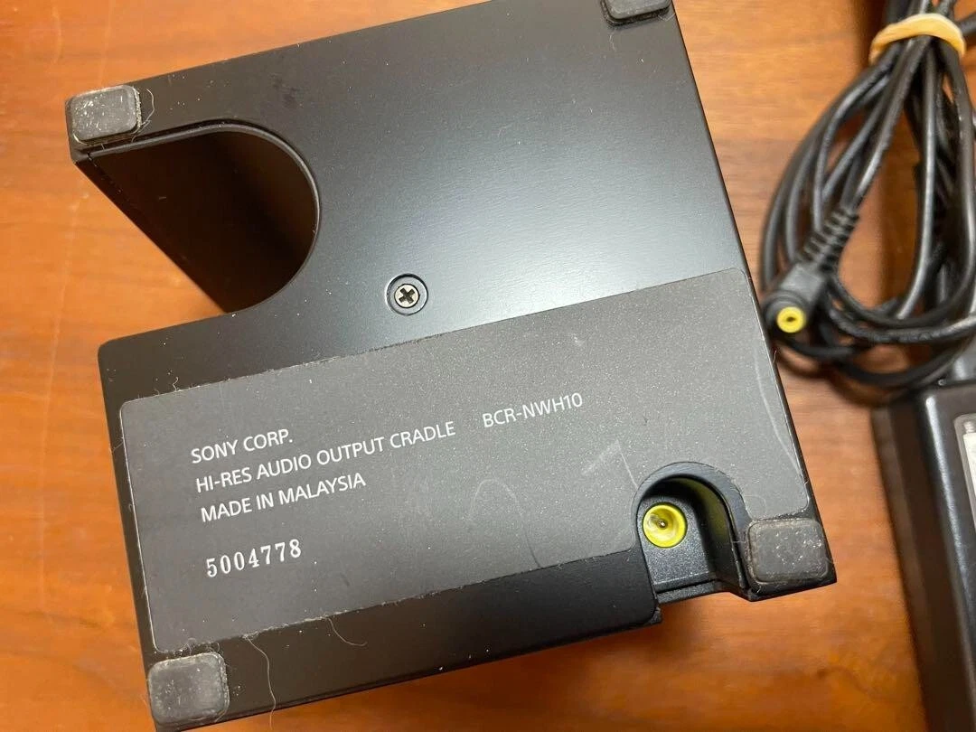 Sony BCR-NWH10 Walkman Genuine Cradle used black color