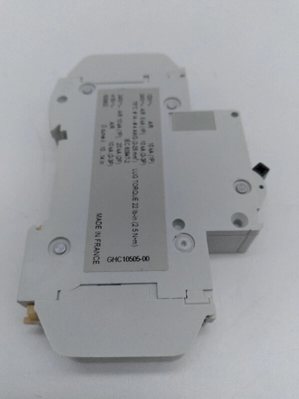 Merlin Gerin GHC10505-00 (D15A) Multi9 C60 Circuit Breaker 240V 15Amp 1-Pole - Image 2 of 3