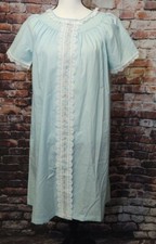 VINTAGE SMART TIME COTTON BLEND SKY BLUE LACE HOUSE COAT NIGHTGOWN ILGWU