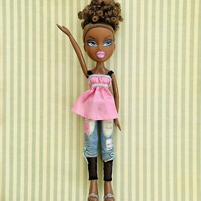 Bratz Pampered Pupz Sasha Doll - & Outfit: Top/Dress, Jeans & Heels. RARE &  HTF! 