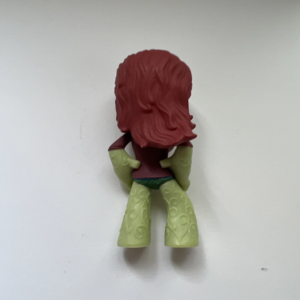 Mini Figura Vinilo Hiedra Venenosa Funko Misterio Minis Batman Serie Arkham Sin Caja Foto 2 de 4