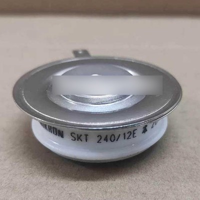 1PCS New   SKT240/12E SKT240-12E Power Module Supply *le