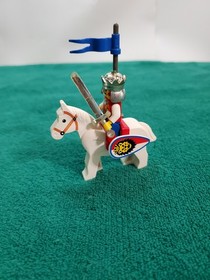 Lego 6008 Castle Royal Knights ROYAL KING Complete Retired Excellent