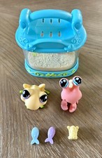 Littlest Pet Shop LPS Authentic 928 Hermit Crab 929 Frog with Accessories
