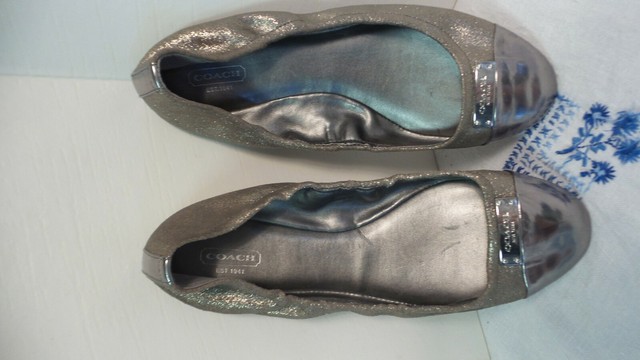 gold flat ballet shoes