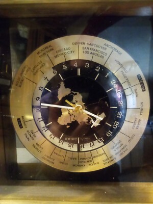 昭和レトロ！　☆世界地図額型☆ 世界時計付き ジャンク品！ Vintage Seiko World Time Zone Airplane Second Hand Quartz Desk