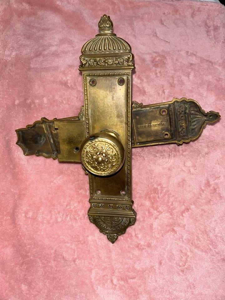 Historical Original Brass Knob/Plate Key Set Dallas Praetorian Patent 1905 - Image 3 of 4