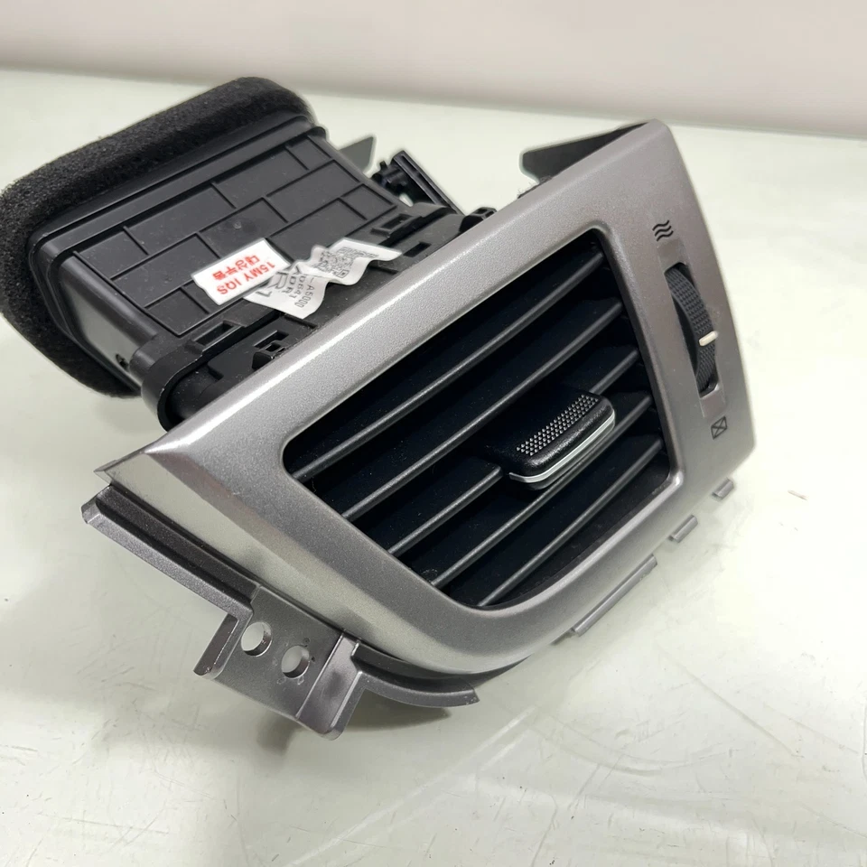 Hyundai Elantra GT 2016-2017 tablero lateral derecho ventilación de aire OEM RH 97490-A5000 pasajeros Foto 2 de 4