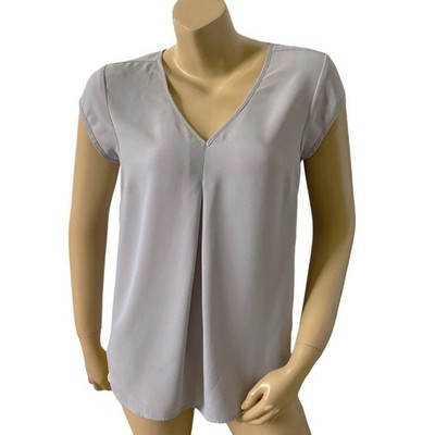 DR2 Daniel Rainn Blouse Small Gray V Neck Short Sleeve Pleated Top Lightweight