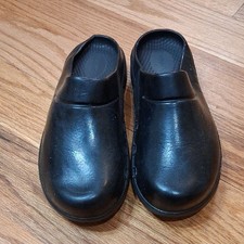 OOFOS Womans Black Slip-On Slippers Size - 7