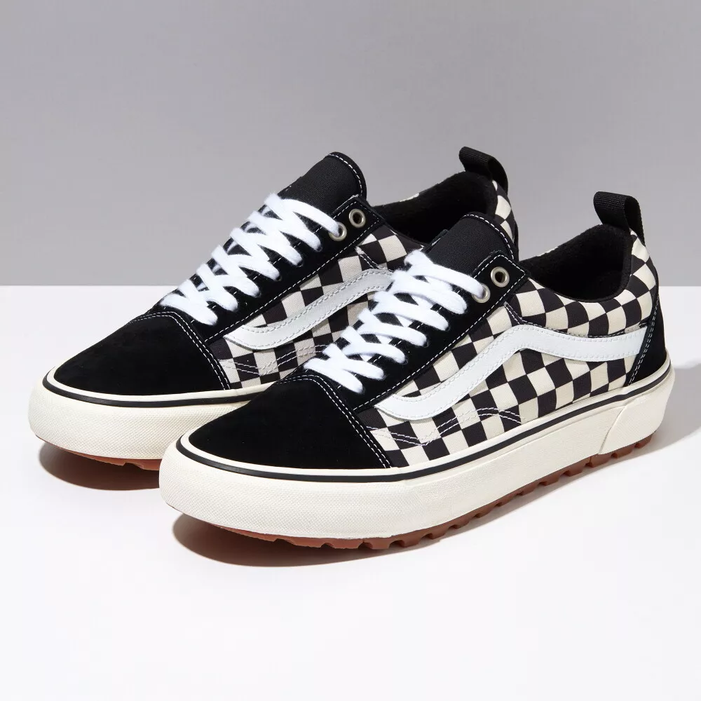Vans white clearance checkered old skool