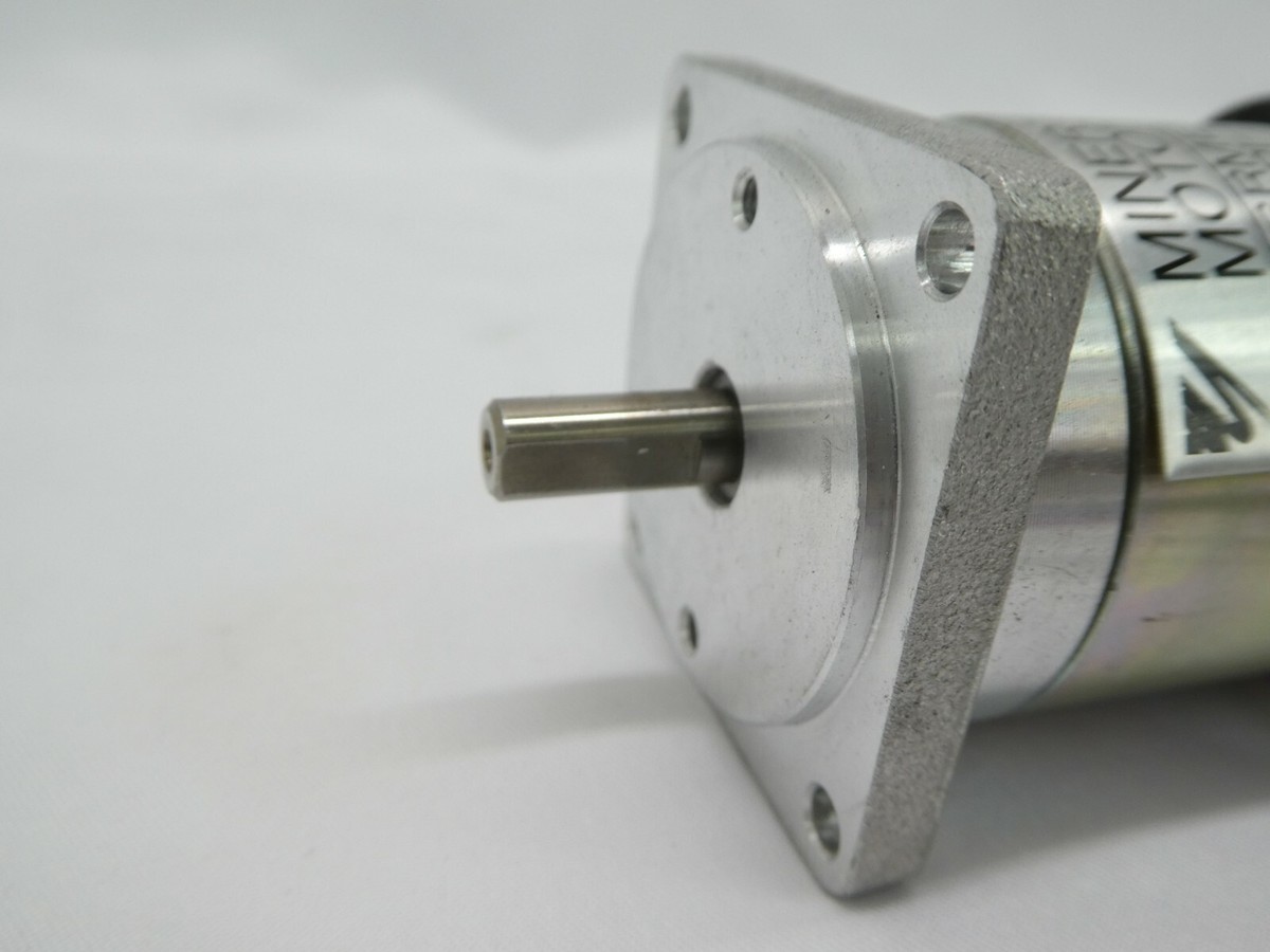 E 安川電機　UGRMEM-01SNQ12 UTOPI-100MX Yaskawa Electric UTOPI-100MX Minertia Motor UGRMEM-01SNQ72 NSR