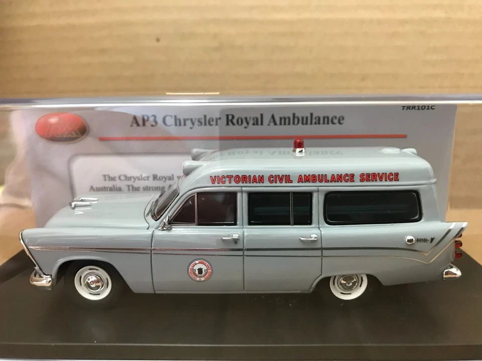 Ambulancia Chrysler TRAX TRR101C - 1961 AP3 - GRIS Foto 4 de 4