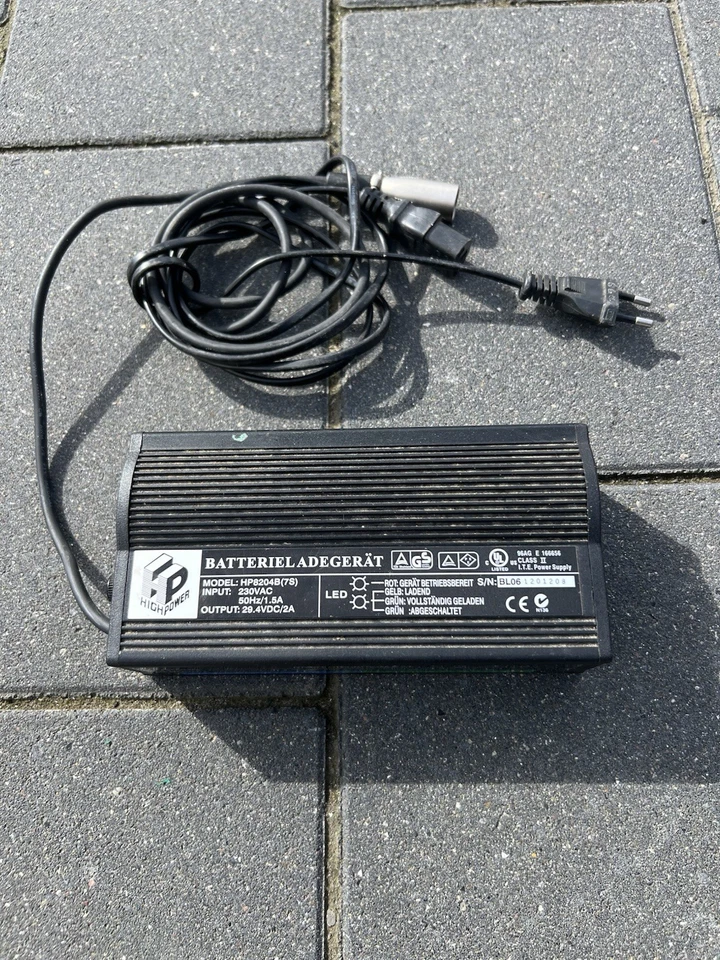 Ladegerät Rad Elektromobil Rollstuhl Roller HP8204B - Bild 2 von 3