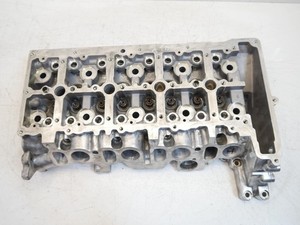 Zylinderkopf geplant Defekt für BMW 3er F30 2,0 318 d N47D20C N47 7797678