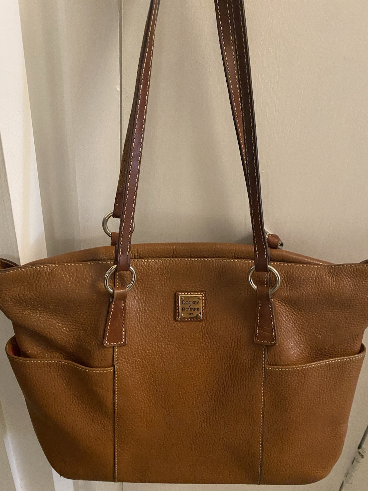 Dooney And Bourke Large Brown Leather Shoulder Purse Used