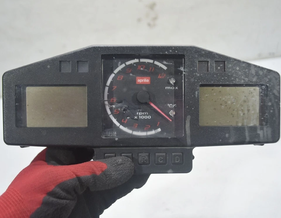Velocímetro Rsv1000R Rp Mille 13584 km Zd4Rp00 Aprilia  Foto 2 de 4