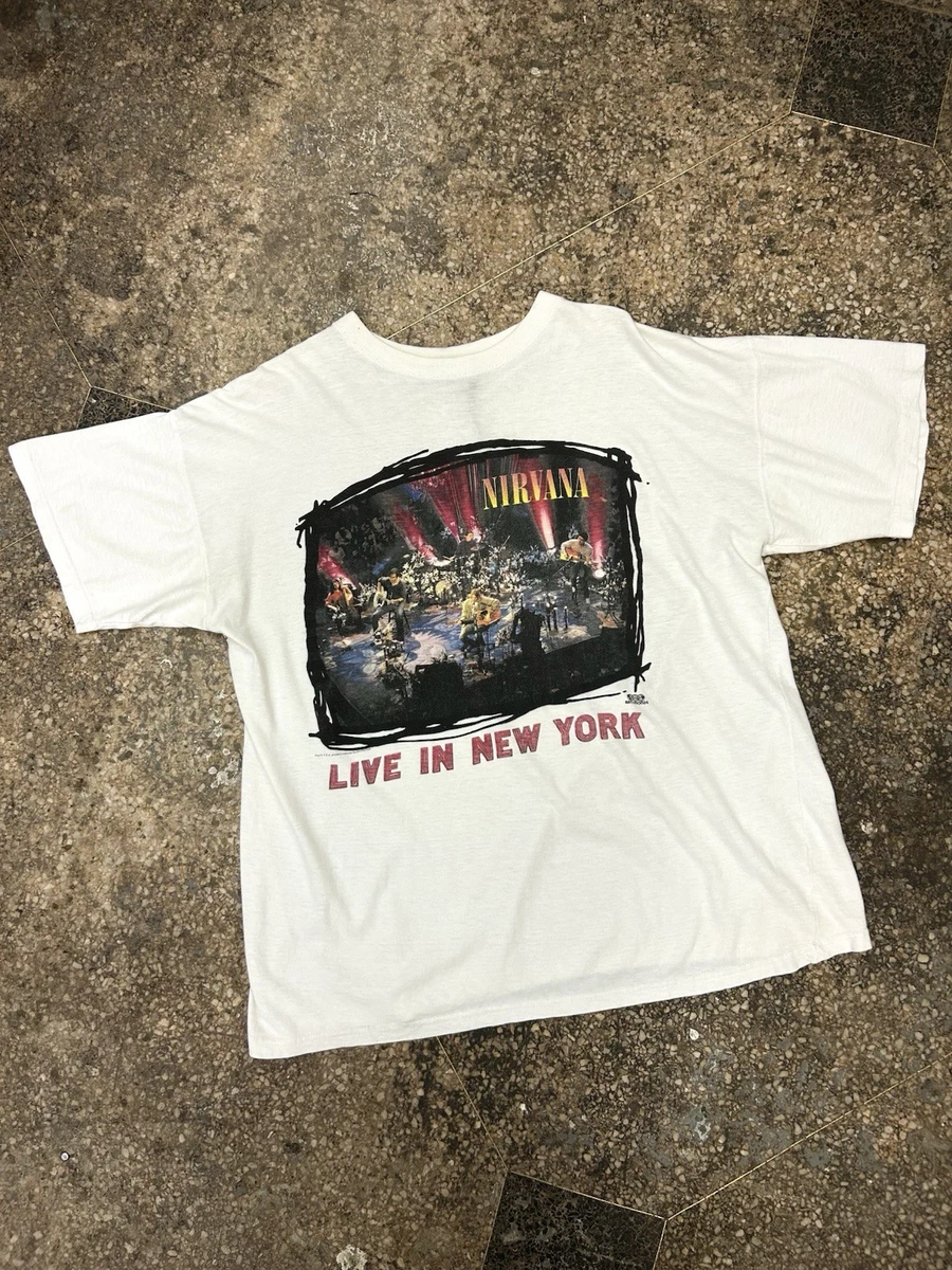 Preços baixos em Camiseta Kurt Cobain Vintage | eBay