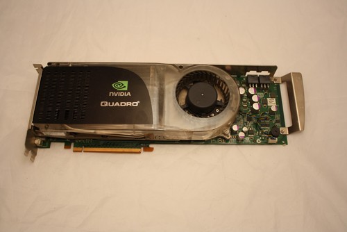 NVIDIA Quadro FX 5600  1,5 GB GDDR3  PCIe  2x DVI  Workstation Grafikkarte CAD