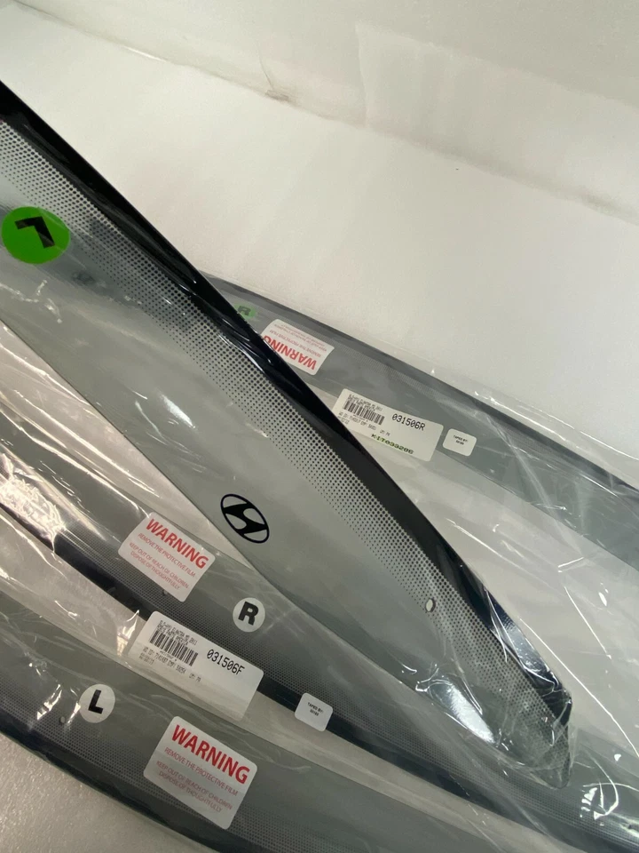 Hyundai Elantra 2011-2016 Side Window Vent Visor Sun Rain Deflector Guard OEM - Image 3 of 4