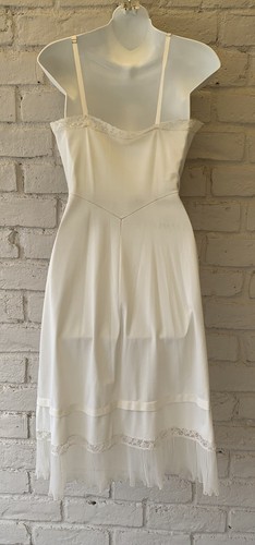 VINTAGE 50er Nylon Schlupfkleid Nachthemd off white Akkordeon Spitze transparent Kleid - Bild 5 von 11