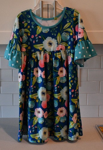 Millie Loves Lily size 5 girls dress: EUC; Adorable bright floral, silky & comfy - Picture 2 of 5