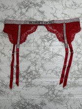 VICTORIA'S SECRET SHINE STRAP LACE GARTER BELT. SIZE M/L. RED. NWT