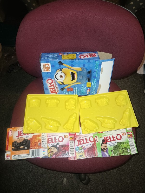 Despicable Me 3 Jell-O Mold Kit Minions Set Of 2 Trays Plus Boxes Gru Bratt 