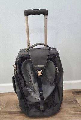 REI Co-op Wheely Beast Wheeled Duffel Carry On H 22” W 15