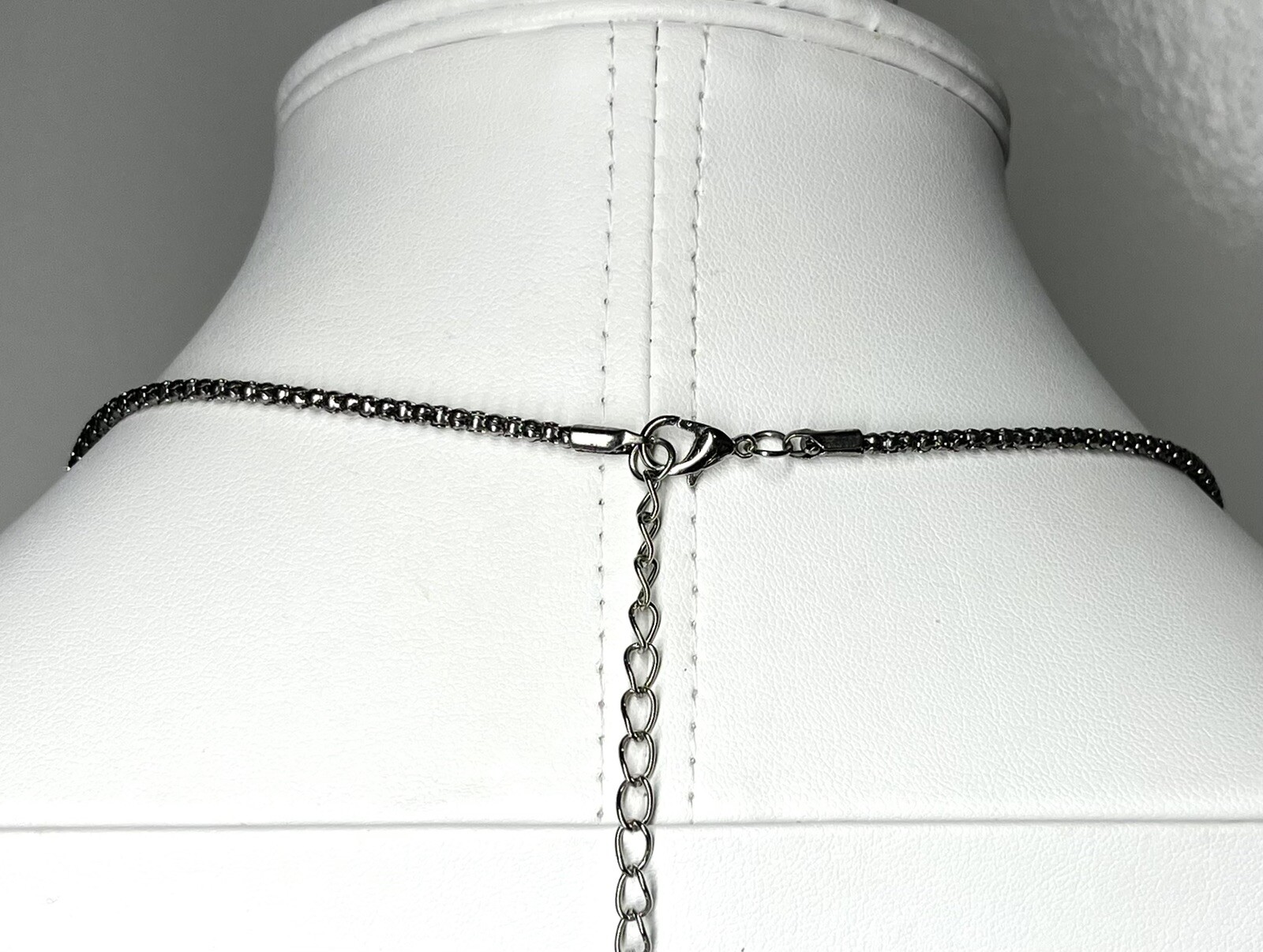 Silver Tone Cluster Circular Elements Chain State… - image 5