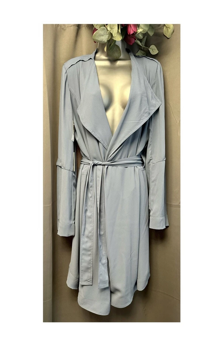 Babaton coat shop