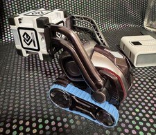 Anki Cozmo Robot Collectors Edition Liquid Metal finish w Case new Wall Charger