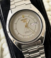 Vintage Seiko 5 Automatic 17 Jewels Grey Dial Day Date Japan Made 6309-510A