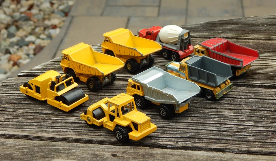 Lote de construcción vintage Hot Wheels Matchbox Majorette camiones rodillos de carretera Foto 2 de 4