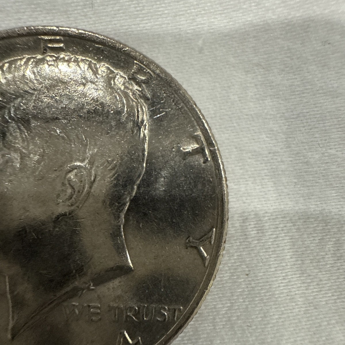 🔥 ULTRA Rare 1974 Kennedy Half Dollar No Mint Mark Collector Coin