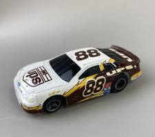Life Like Slot Car Dale Jarrett UPS  88 FORD TAURUS Wide Body