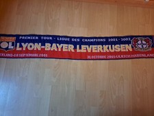 Echarpe vintage de l'OL Lyon-Bayer Leverkusen 2001-2002 avec franges