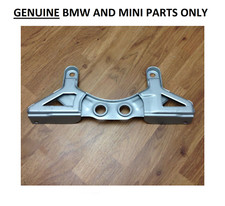 Scatola anteriore originale BMW Serie 7 E65 E66, staffa di scarico. 18207539912.    Rif 26B