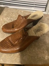 Ugg Clogs Heals Brown Leather Inside Beige Sheep Fur Inside Size 9 Woman s