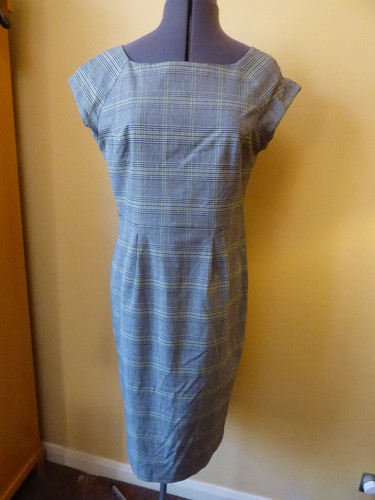 MEXX White & Black + Purple Check Tartan Fitted Pencil Cap sleeved Dress S14 VGC - Picture 1 of 24