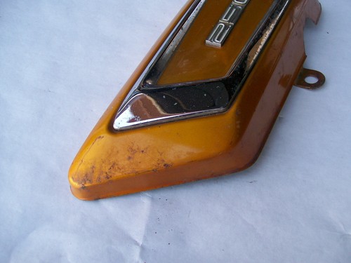 USED YAMAHA R5 250 RIGHT SIDE COVER - Picture 5 of 6