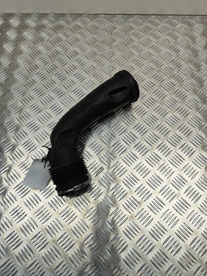 BMW 5 M F10 530d 3.0 24v FL Ladeluftrohr Ansaugschlauch 8514090  