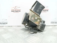 Volvo S40, V40 1999 Rear Seat Belt 3rd Row of seats UST106766