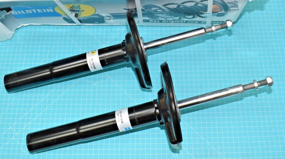 2 amortisseurs à gaz avant BILSTEIN 22-147448 pour PORSCHE 911 996 coupé neuf - Photo 1/1