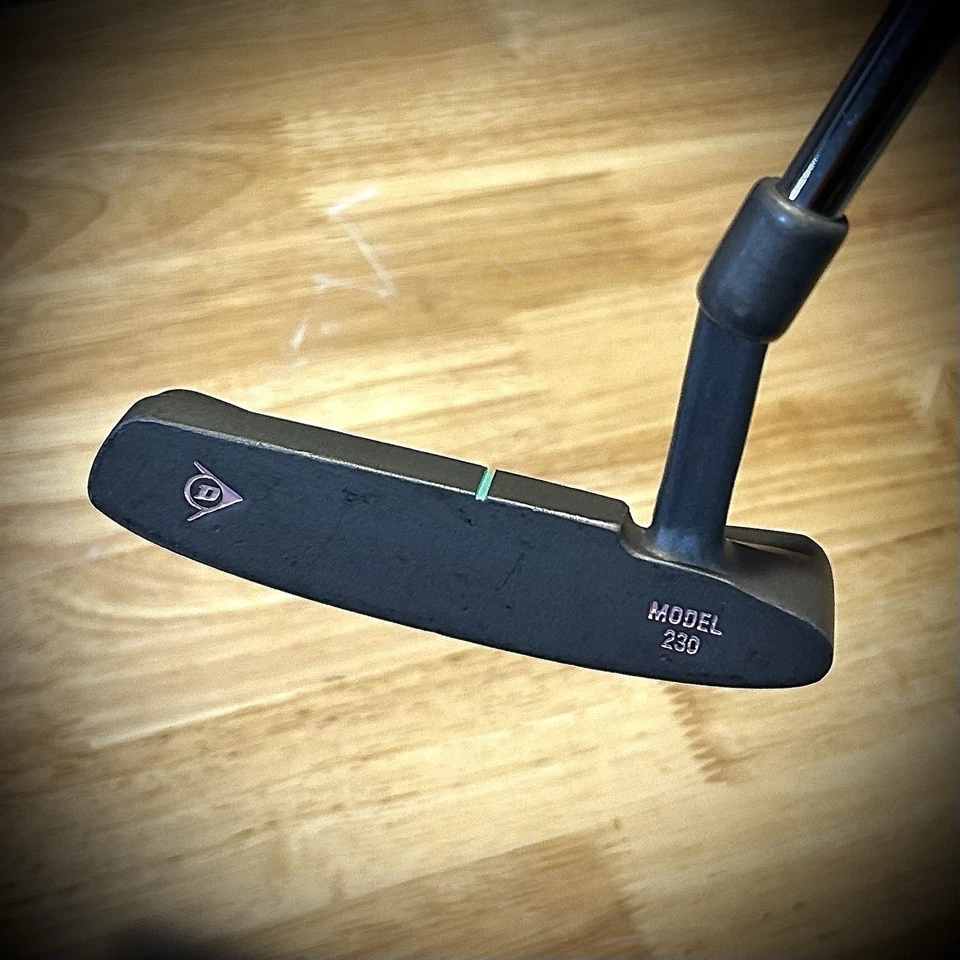 "LADY" Dunlop Putter Modelo 230 Feminino Destro 33" Usado com Capa de Cabeça Rosa BOM! - Imagem 2 de 4