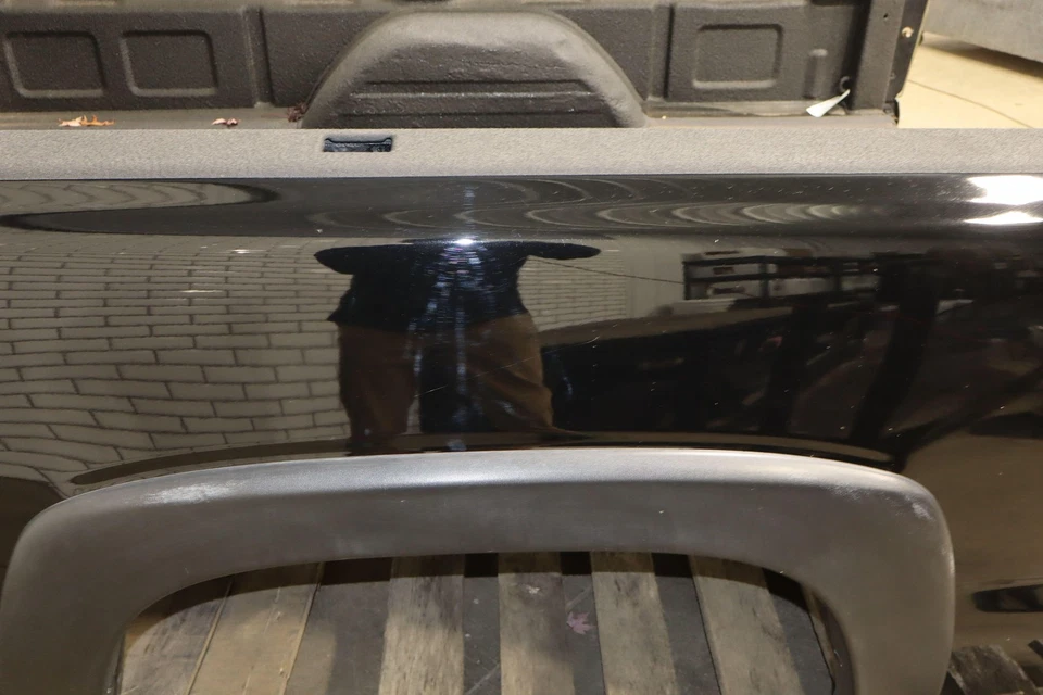 99-07 Chevy GMC Silverado Sierra GMT800 8 Foot Southern Pickup Truck Bed Black - Image 4 of 4