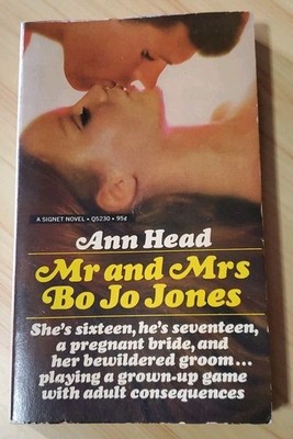 Mr. and Mrs. Bo Jo Jones by Ann Head 1968 Signet Pocketbook Vintage Paperback