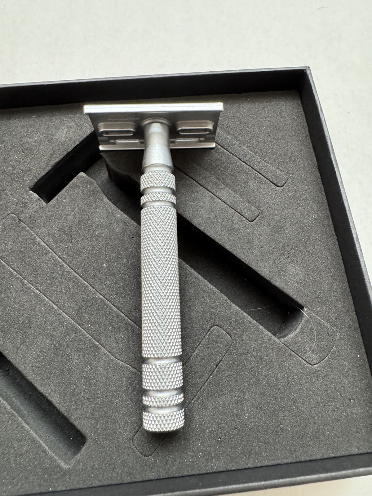 Feather All Stainless Steel Razor