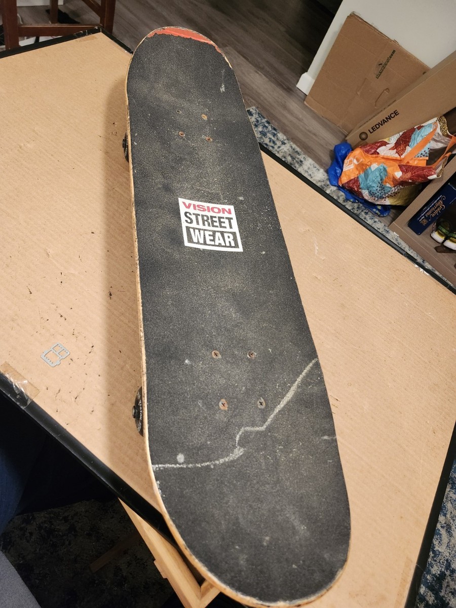 New VISION STREET WEAR Pro Sport Skateboard 31