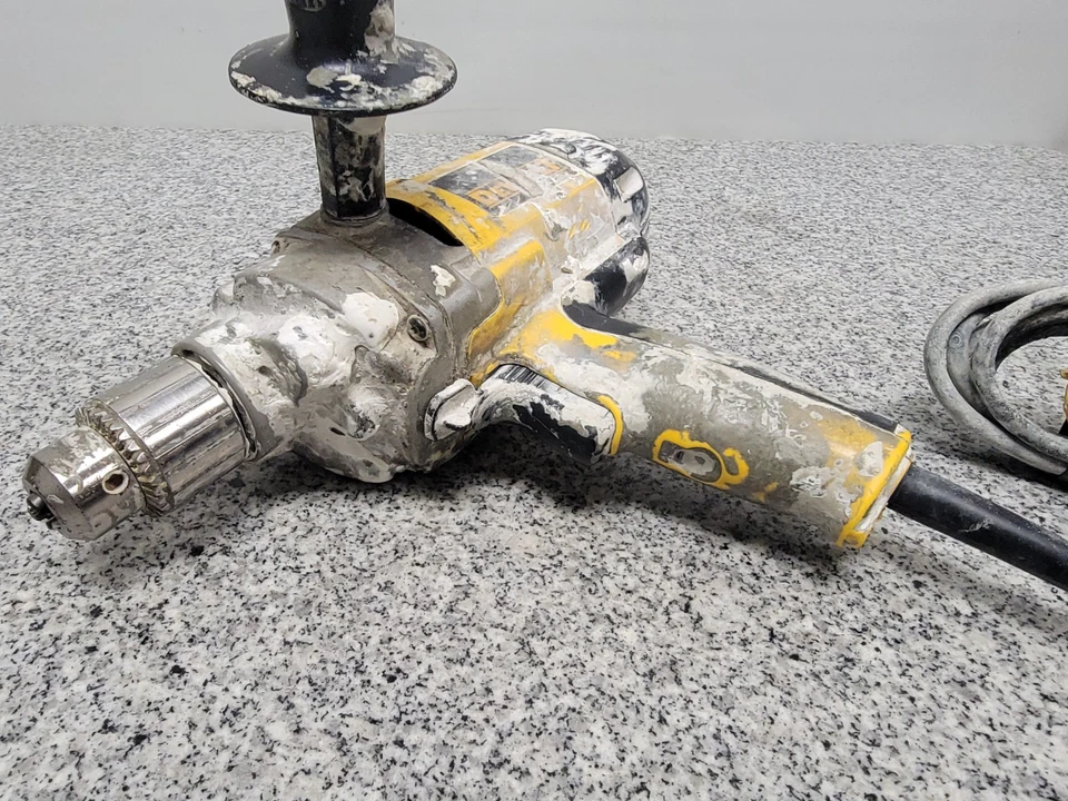 Broca Dewalt Heavy-Duty 1/2” velocidade variável cabo pá (DW130V) - Imagem 2 de 4